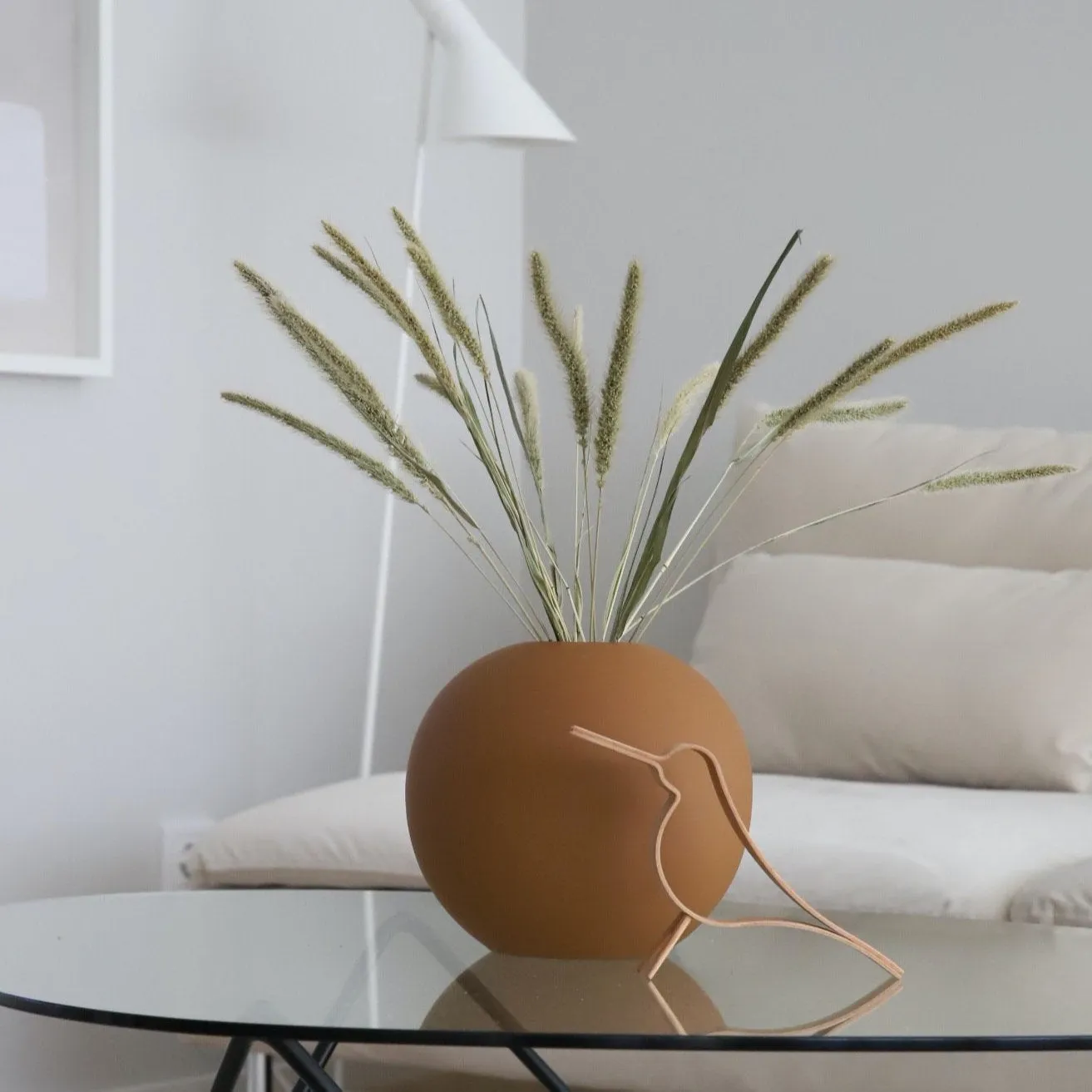 Ball Vase Coconut 20cm