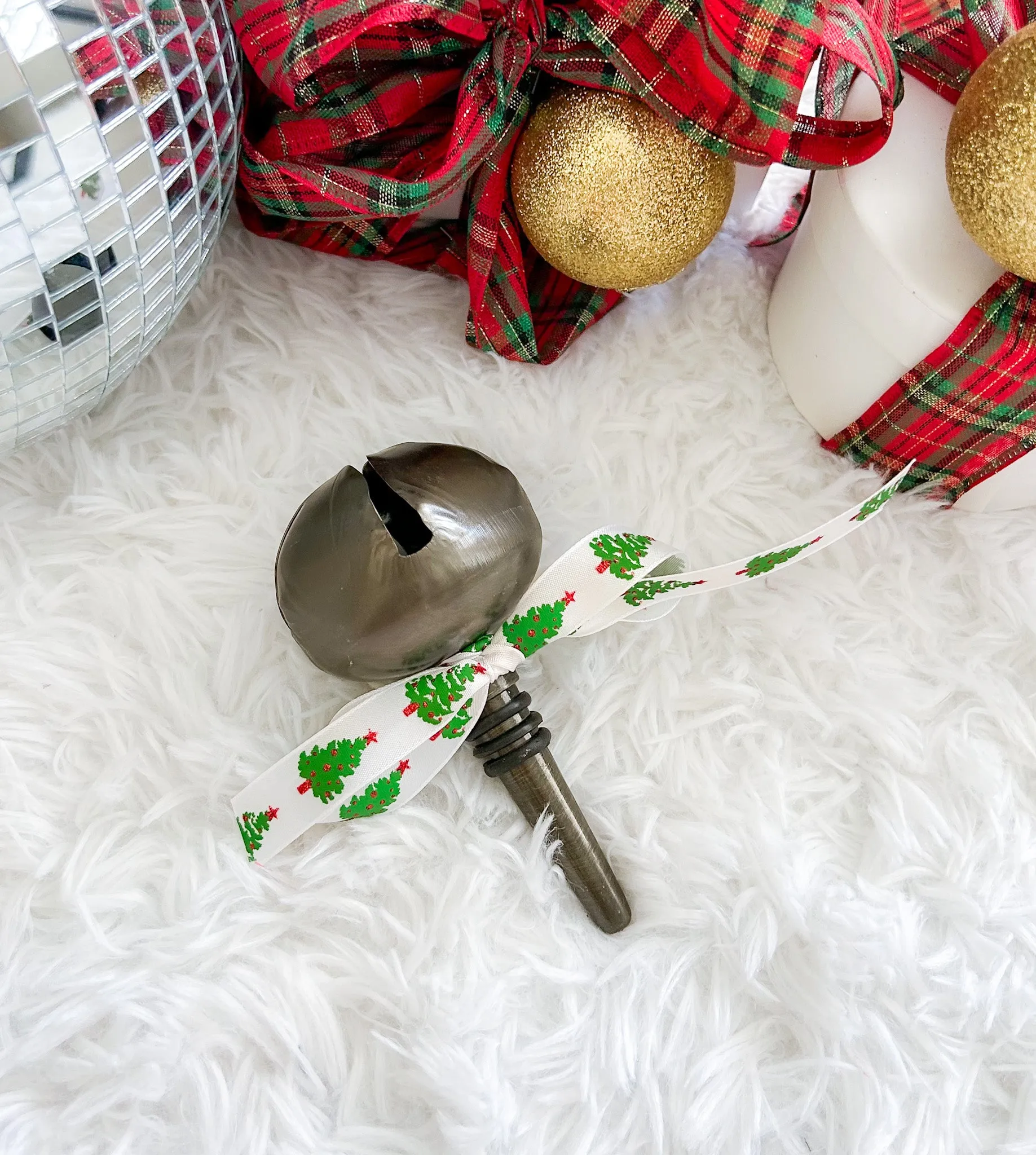 Big Jingle Bell Bottle Stopper