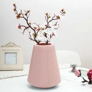Decorative Wet and Dry Flower Vases for Creative Home Furnishings