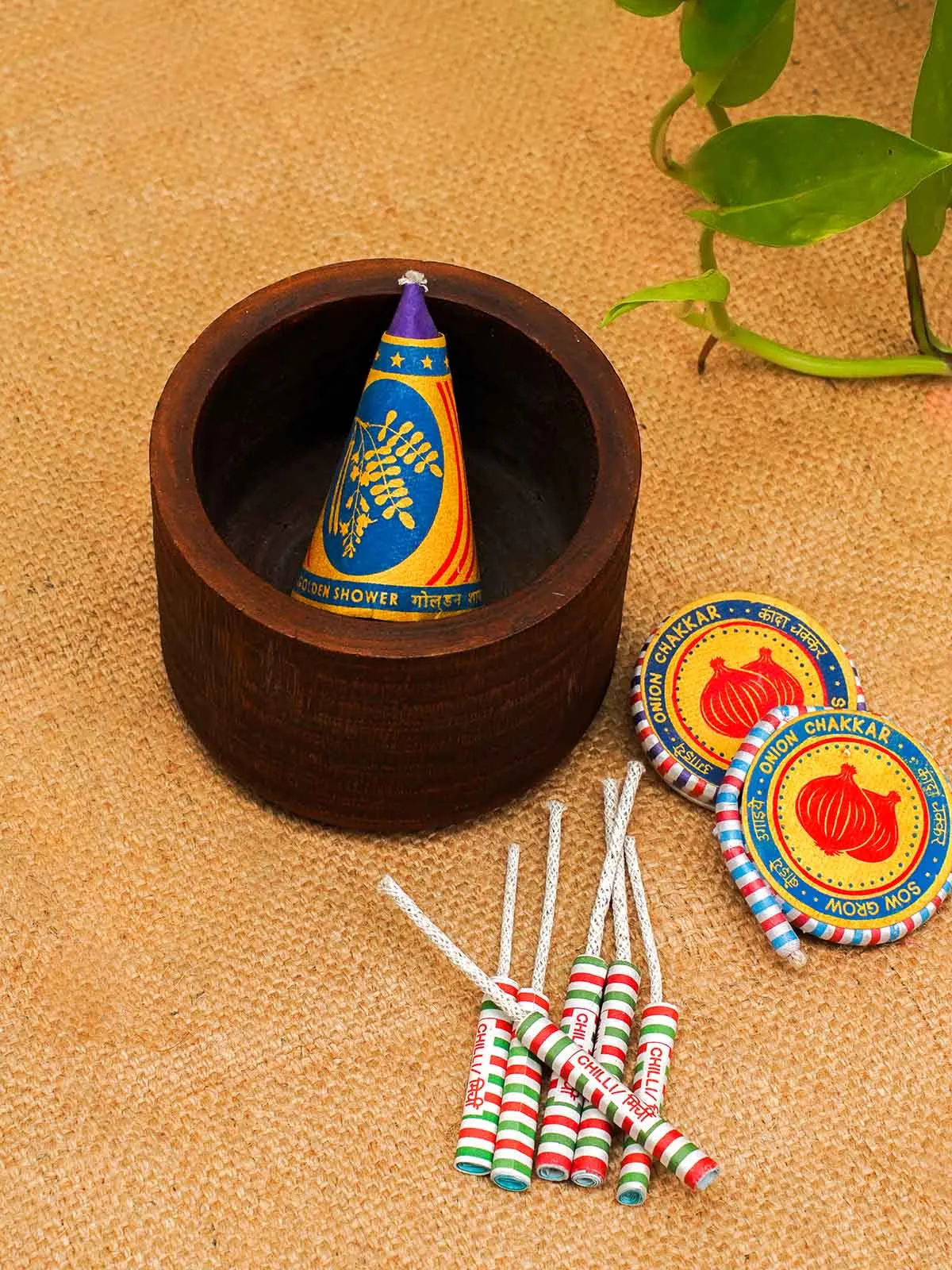 Handcrafted Diwali Hamper Multicolour