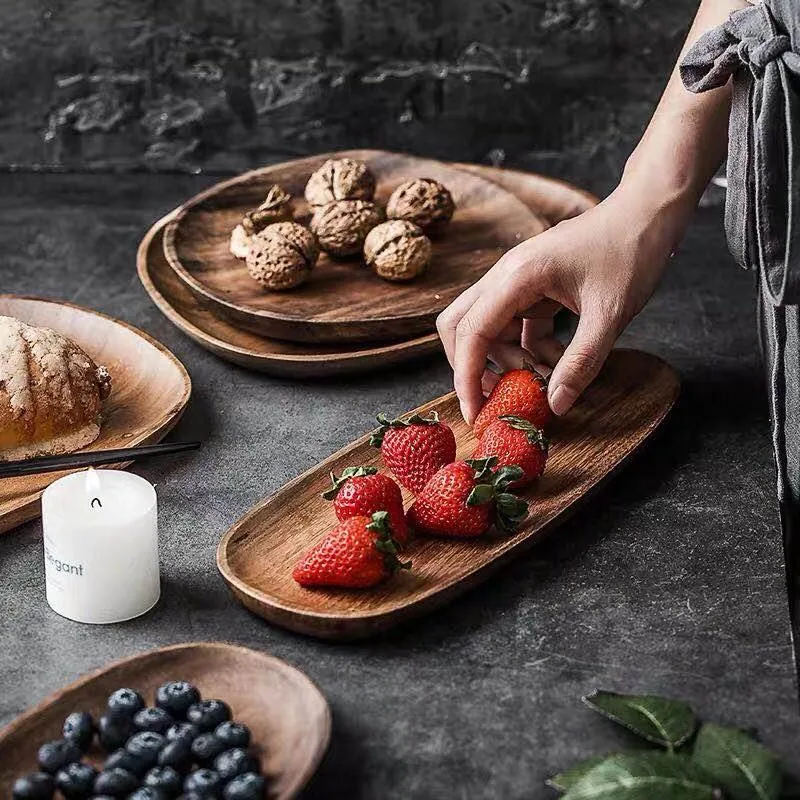 Laconic Design Wooden Plate