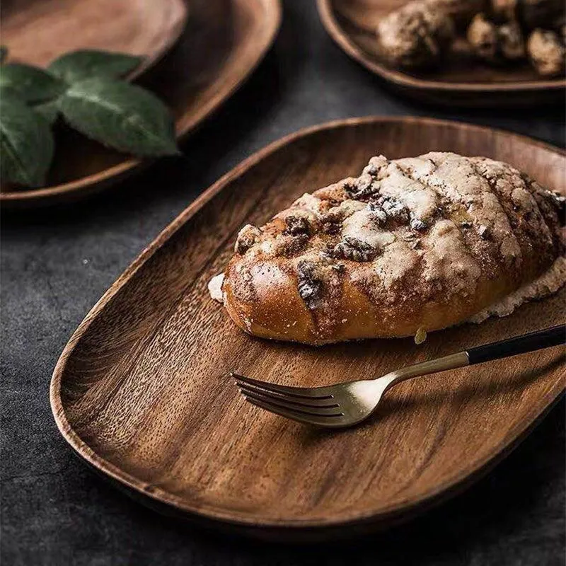 Laconic Design Wooden Plate