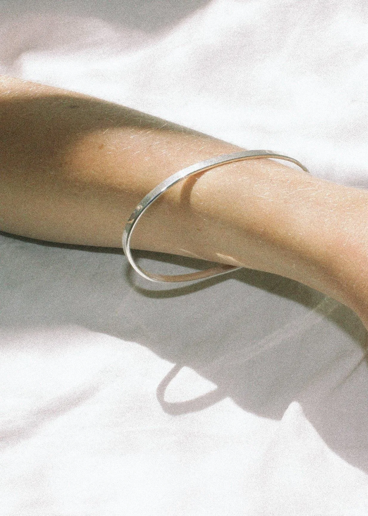 Oval Cuff (Silver)